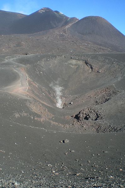 File:Addio Torre del Flosofo - Aftermath Etna Volcano Paroxysmal Eruption October 26 2013 - Creative Commons by gnuckx (10578007513).jpg