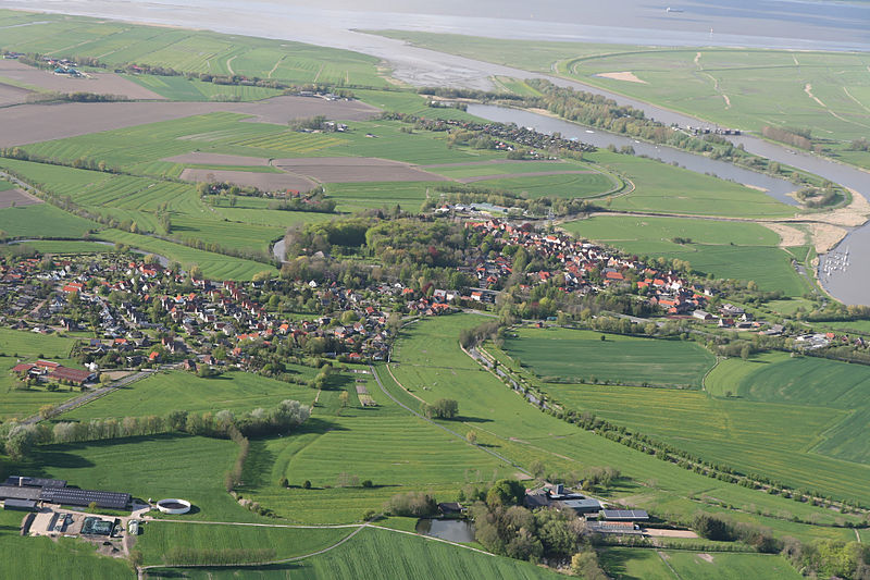 File:Aerial photograph 400D 2012 05 05 8477 DxO.jpg