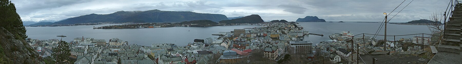 Ålesund: Informació general, Història, Geografia