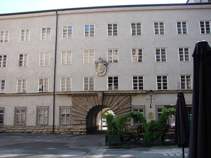 File:Alma Mater Europaea Salzburg.jpg