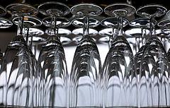 Multiple crystal wine glass array