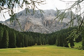 Sasso delle Dieci fra Armantara (nord-vest).