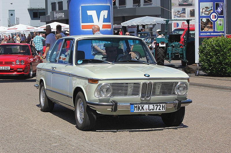 File:BMW 1802, Bj. 1972 (2019-06-02 Sp).JPG