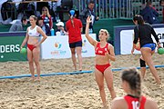 Deutsch: Beachhandball Europameisterschaften 2019 (Beach handball Euro); Tag 4: 5. Juli 2019 – Frauen, Viertelfinale, Kroatien-Ukraine 2:0 (21:20, 21:18) English: Beach handball Euro; Day 4: 5 July 2019 – Quarter Final Women – Croatia-Ukraine 2:0 (21:20, 21:18)