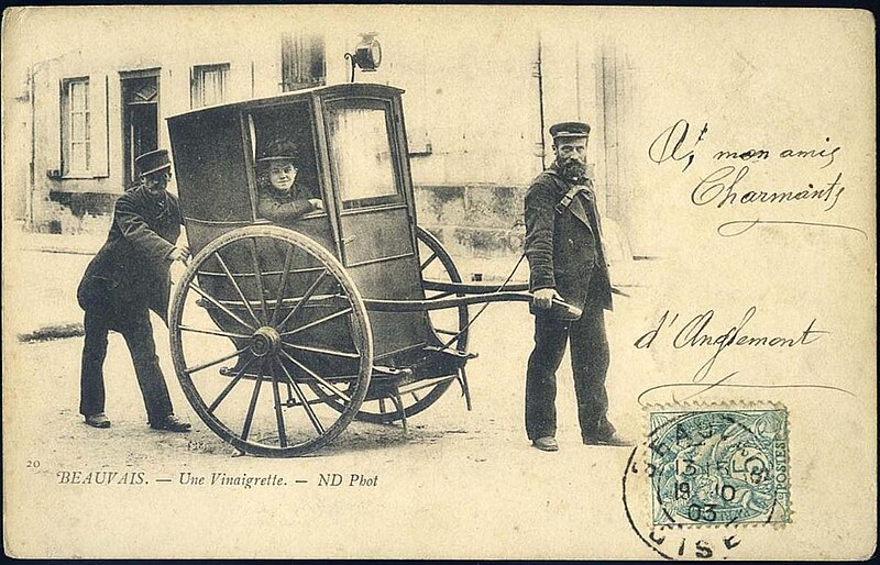 File:Beauvais.Vinaigrette.Voiture à deux roues.1903.jpg