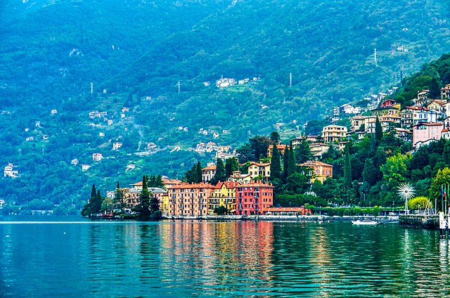 Donde esta el lago di como