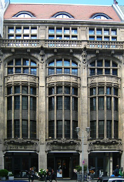 File:Berlin, Mitte, Geschäftshaus Automat 01.jpg