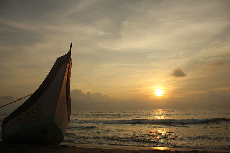 File:Besant Nagar Beach boat.jpg