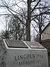 Bloomington Il Lincoln Oak Memorial2.JPG