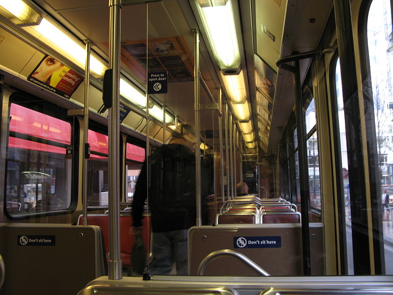 File:Bombardier streetcar in Portland, Oregon.jpg