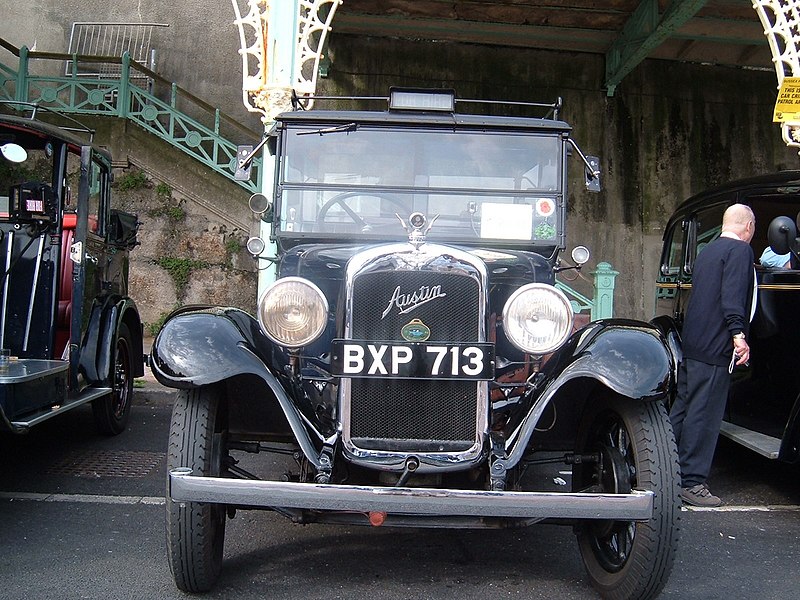 File:Brighton Commercial Vehicle run. - Flickr - Elsie esq. (16).jpg