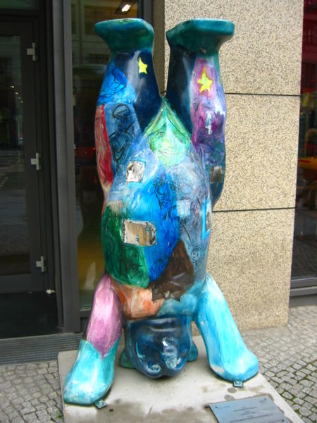 File:Buddy Bear www.friedrichstrasse.de -2.jpg