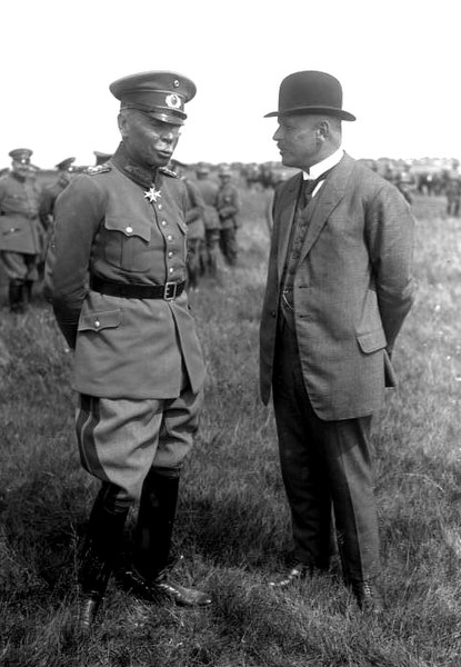 File:Bundesarchiv Bild 102-10883, Hans von Seeckt und Otto Geßler retouched.jpg