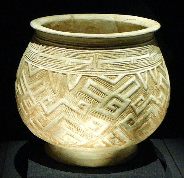 File:China shang white pottery pot.JPG