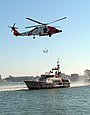 Coast Guard Pencarian dan Penyelamatan Demonstrasi DVIDS1084443.jpg