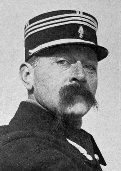 File:Commandant de Rose.jpg