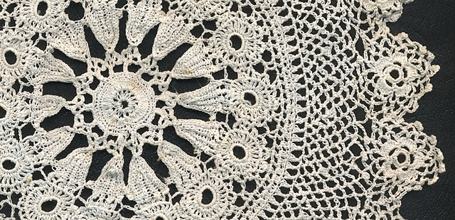 Crocheted lace - Wikipedia