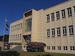 Curry County Courthouse, Gold Beach, Oregon.jpg