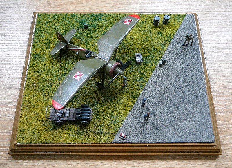 File:Diorama PZL P-11c.JPG