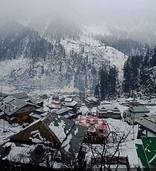 Dosut Neelum Valley in winter.jpg