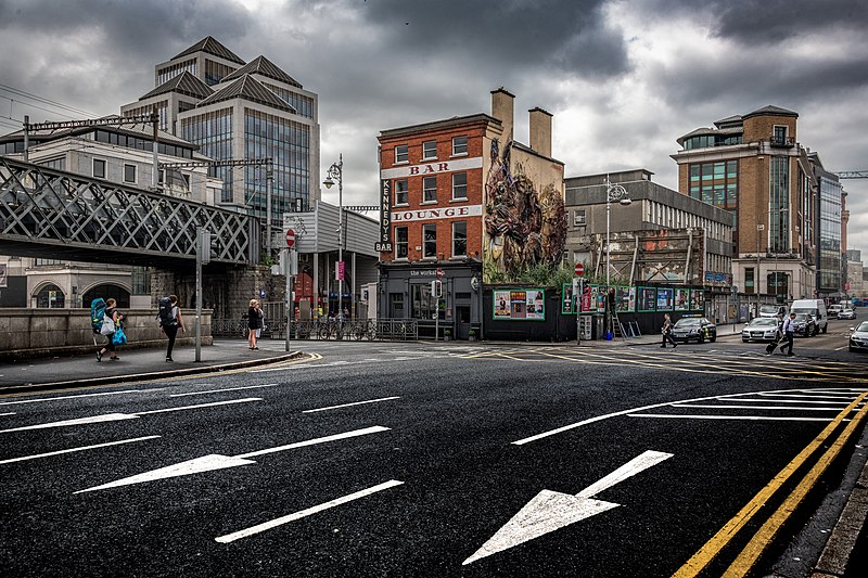 File:Dublin Street View - 2 (43359461525).jpg