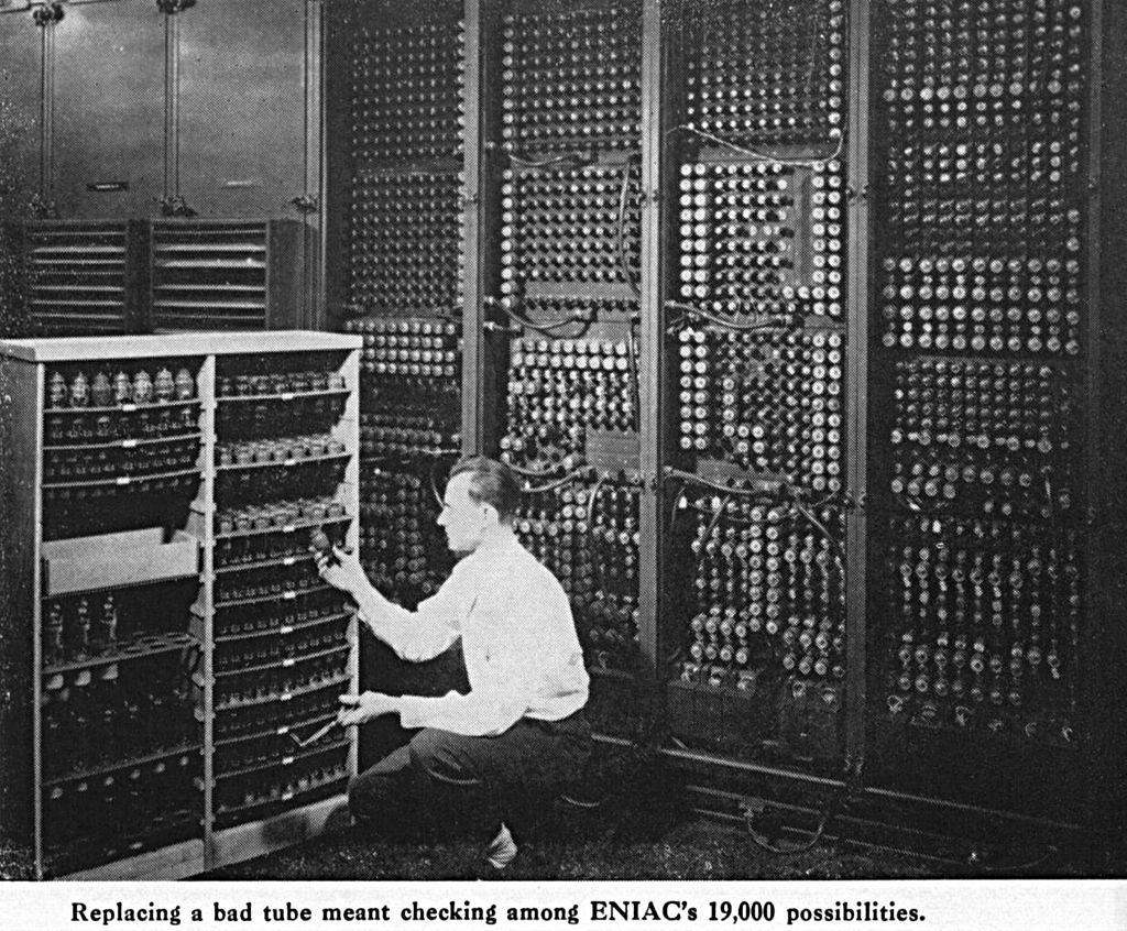 ENIAC, le premier ordinateur électronique au monde ! - Cultea