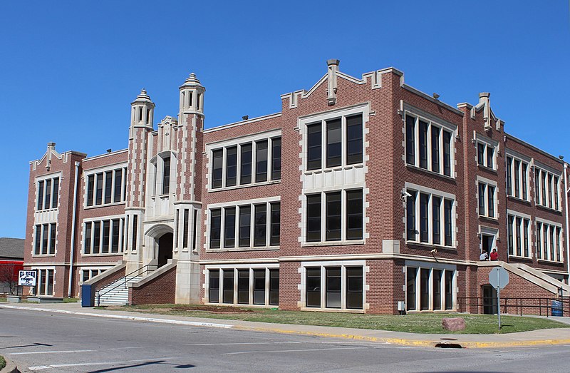 File:El Reno High School, OK USA - panoramio.jpg