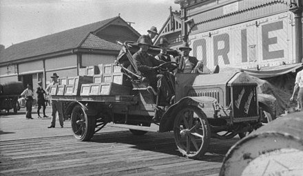 Free Labourers, Sydney Strike, SLNSW, 1917, State Library of New South Wales Free Labourers, Sydney Strike, SLNSW, 1917.jpg