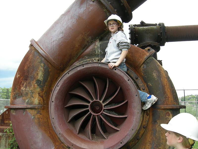 File:Gasworks Park forbidden zone 22.jpg