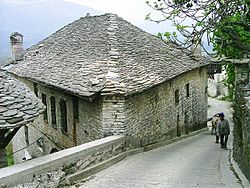 Gjirokaster, tradicni architektura14.jpg