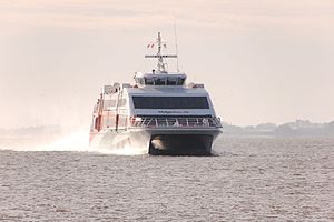 Halunder Jet (ship, 2003) 2011-by-RaBoe-15.jpg