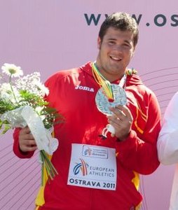 Pódio de lançamento de martelo Ostrava 2011 (cortado) .jpg