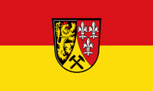 Hissflagge des Landkreises Amberg-Sulzbach.svg