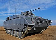 Infantry Fighting Vehicle Lazika - STC Delta (Vorderansicht rechts).jpg