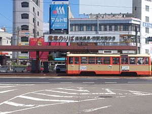 JR松山站前電停（2015年）