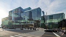 Javits Center - Full Front (49052081016).jpg