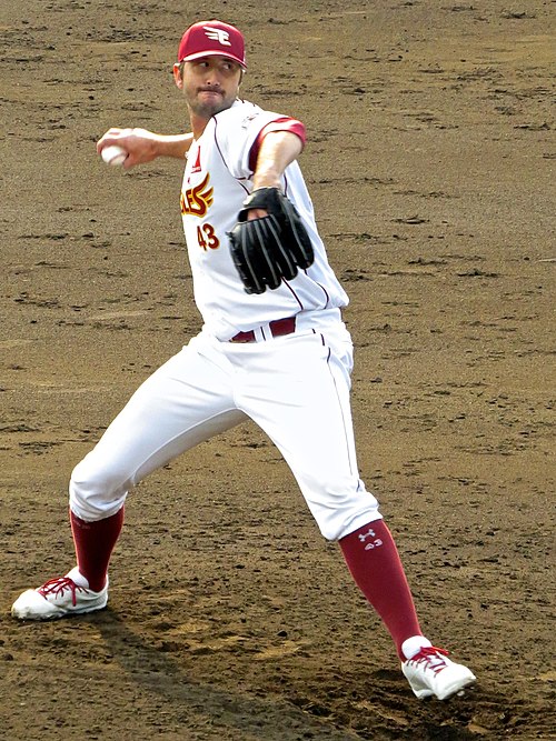 Mickolio with the Golden Eagles in 2016