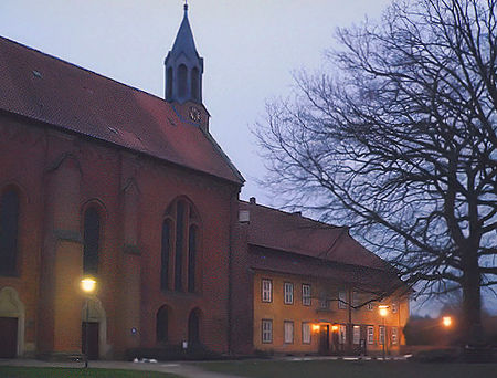 Kloster Mariensee Nachts