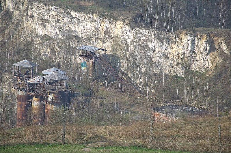 File:Krakus Mound, Kraków, Poland - panoramio (74).jpg