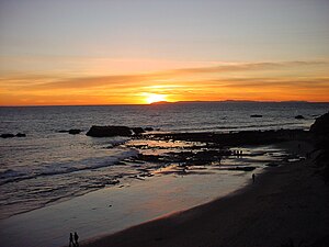 Laguna Beach CA Sunset winter07.JPG