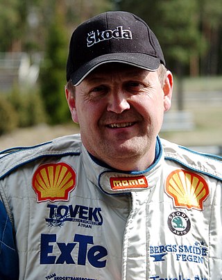 <span class="mw-page-title-main">Lars Larsson (racing driver)</span> Swedish rallycross driver