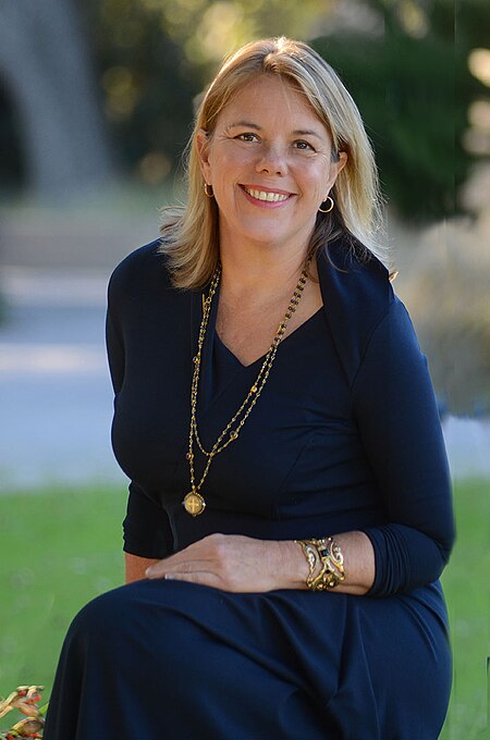 Laura Fraser Author Photo.jpg