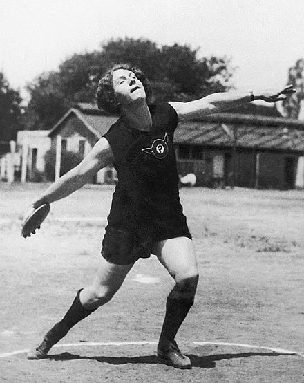 Lillian Copeland, vice championne olympique de lancer du disque.