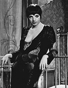 As Sally Bowles in Cabaret Liza Minnelli Cabaret 1972 crop.JPG