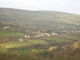 Llanferres from the slopes of Bryn Alyn - geograph.org.uk - 681280.jpg