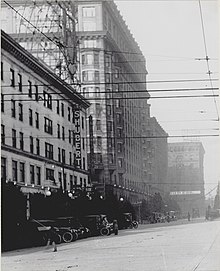 Shubert theatre sign outside of building in New York City