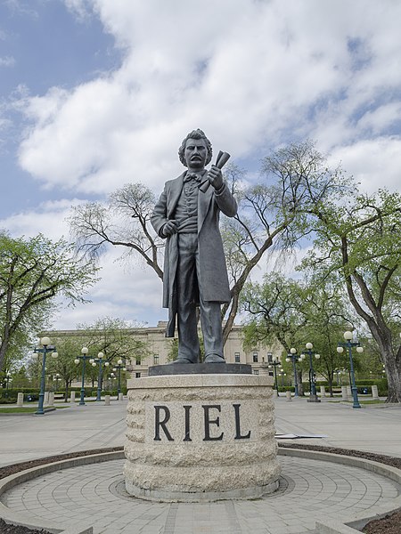 File:Louis Riel statue at the Manitoba Legislative Grounds.jpg