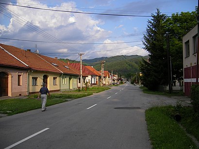 Ako do Lučatín hromadnou dopravou - O mieste