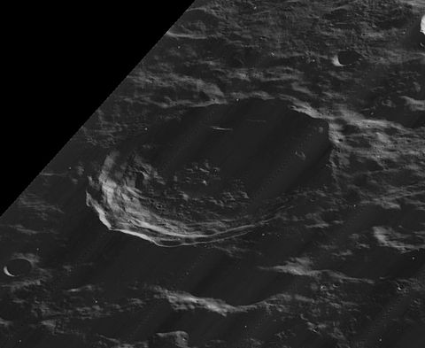 A view of Lucretius from Lunar Orbiter 5, facing west Lucretius crater 5024 h1.jpg