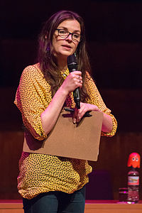 MK17449 Aisling Bea.jpg